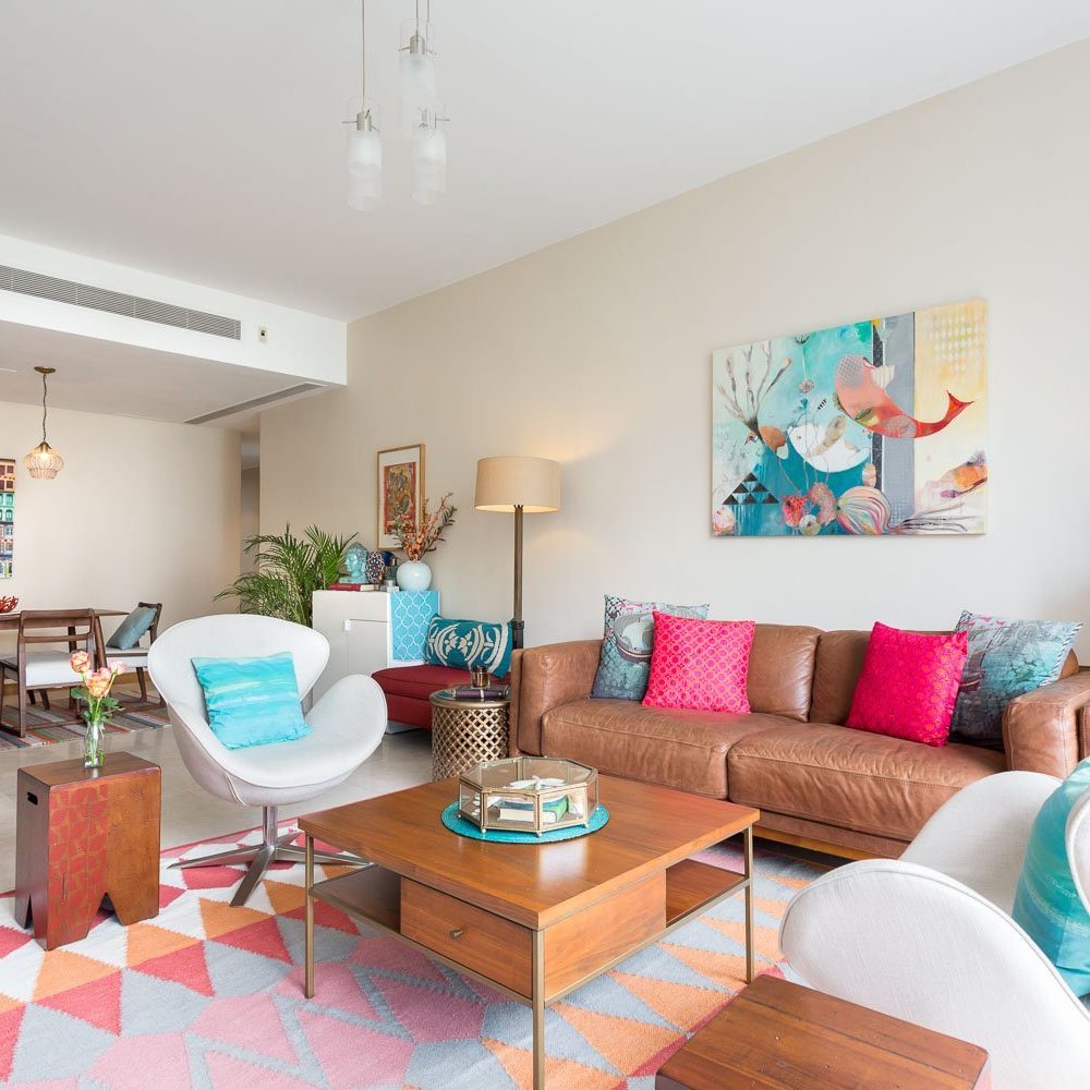 1.Cairnhill Crest Living Dining